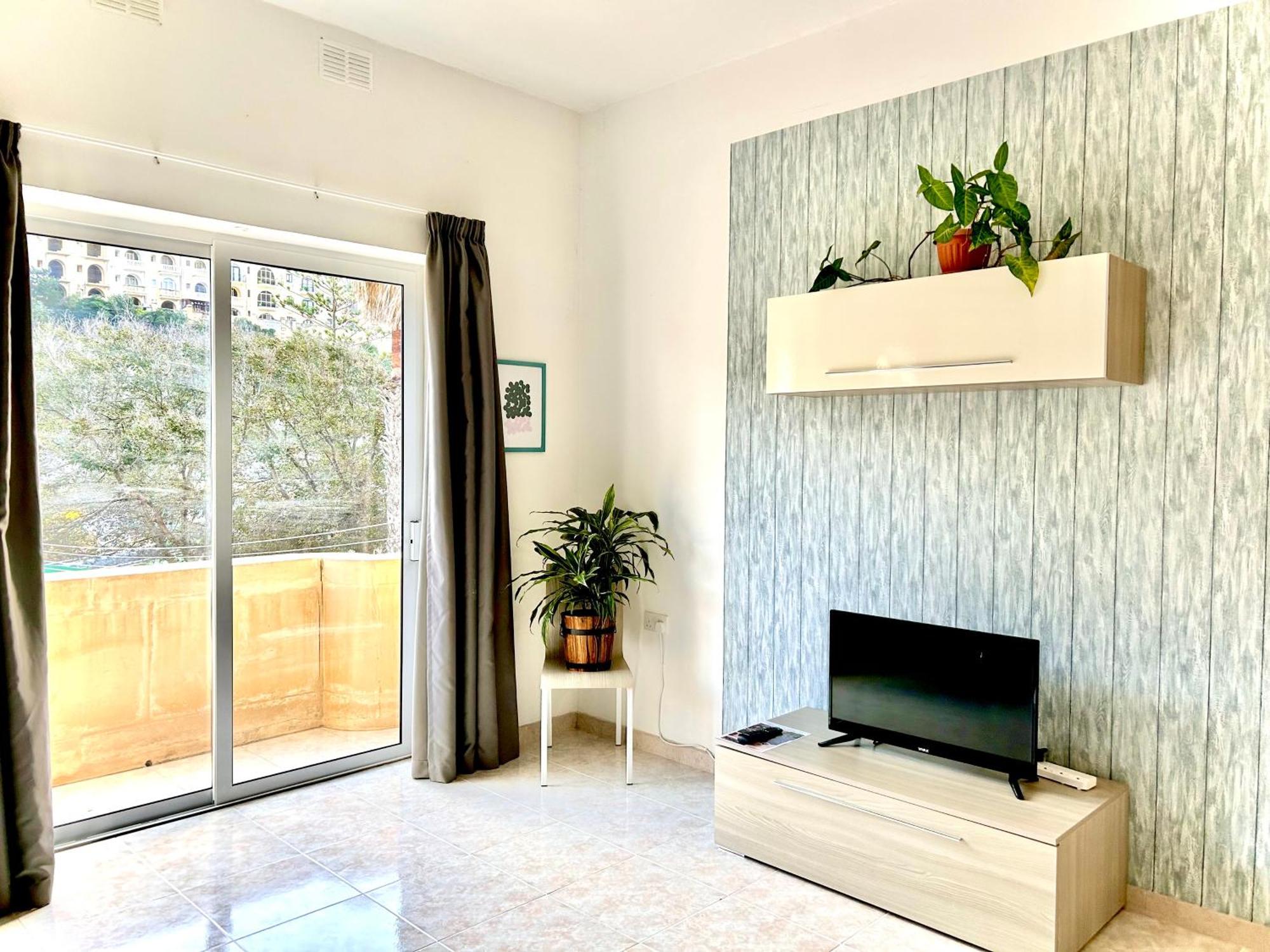 Arzella Apartments Xlendi Stylish Stay Near Beach Local Eats Ngoại thất bức ảnh