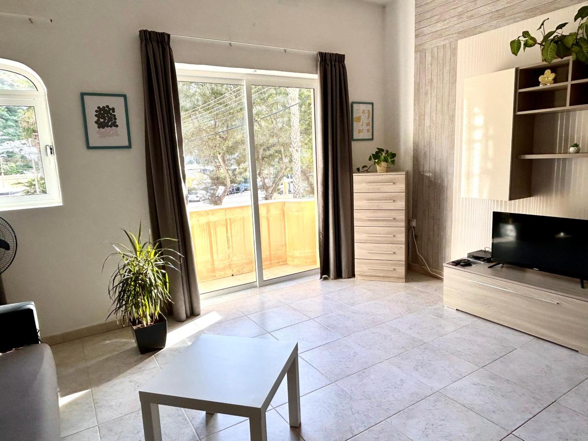 Arzella Apartments Xlendi Stylish Stay Near Beach Local Eats Ngoại thất bức ảnh