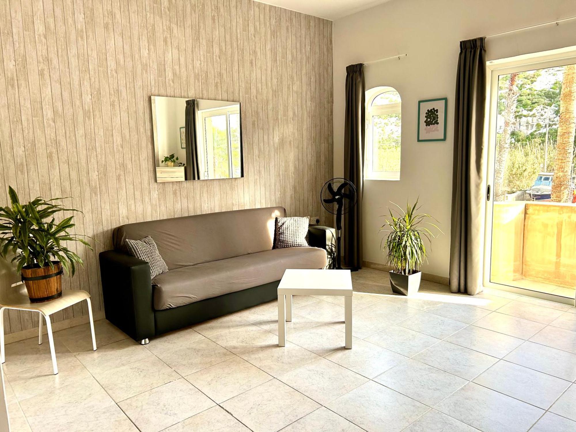 Arzella Apartments Xlendi Stylish Stay Near Beach Local Eats Ngoại thất bức ảnh