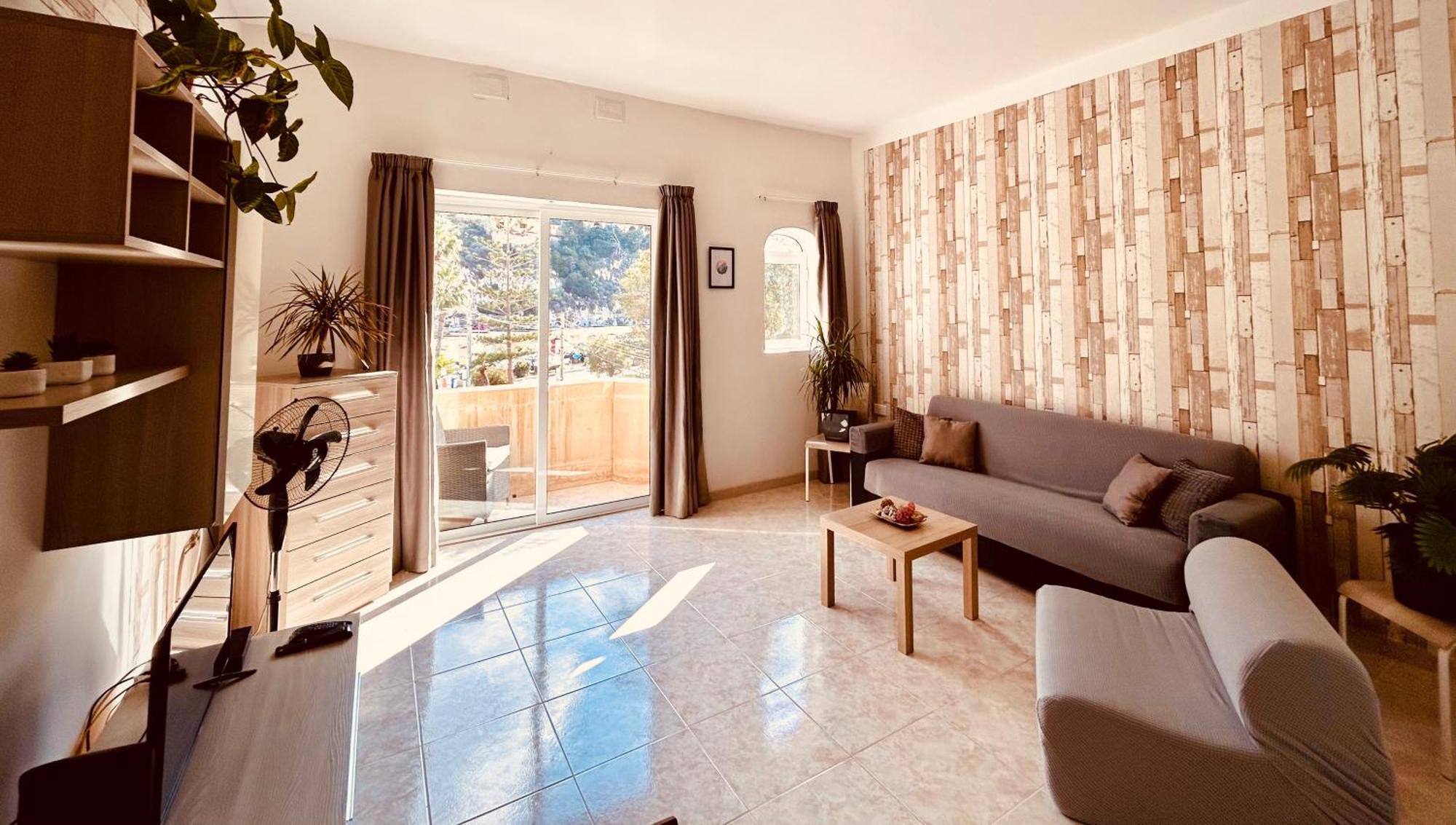 Arzella Apartments Xlendi Stylish Stay Near Beach Local Eats Ngoại thất bức ảnh