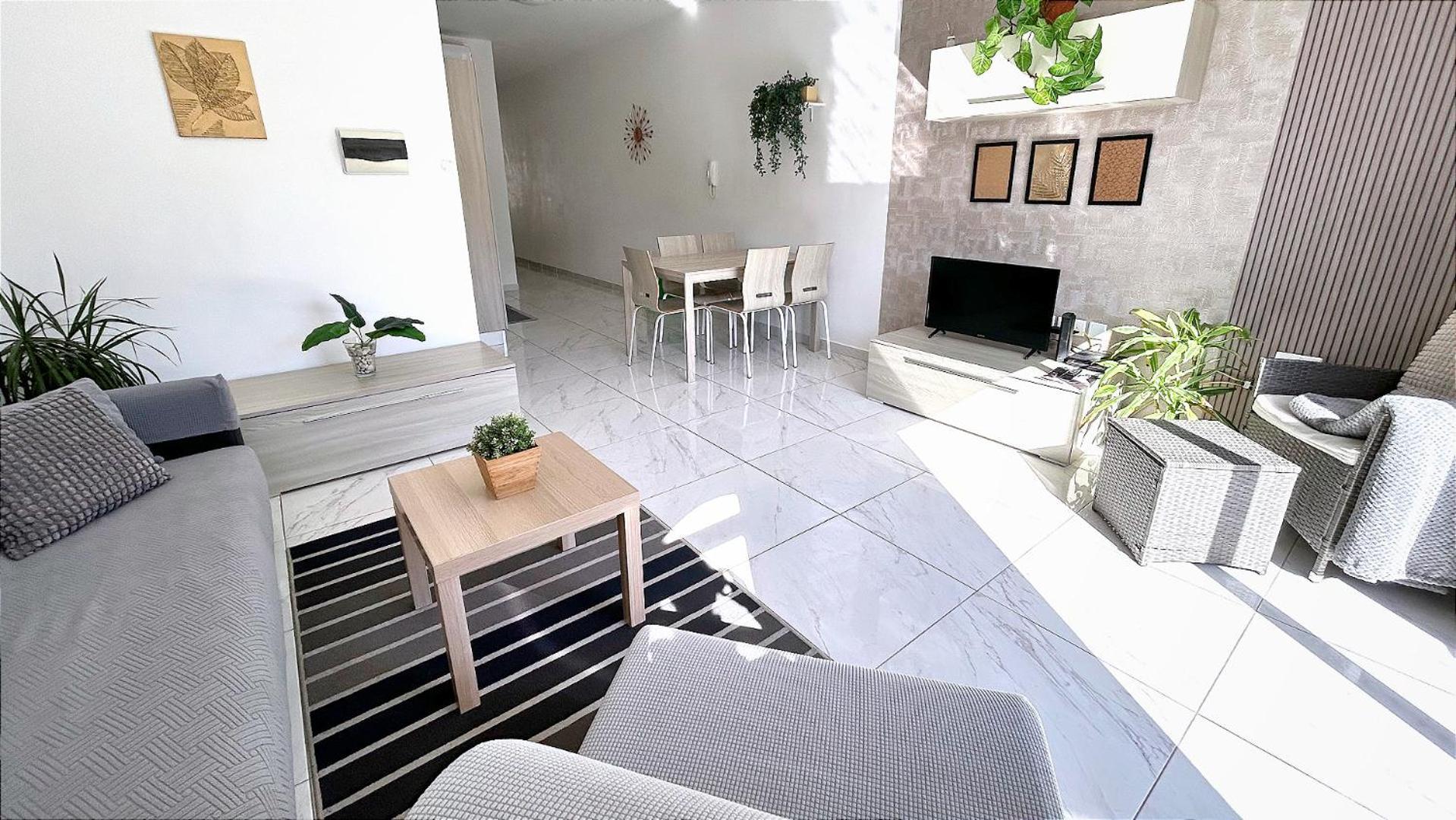 Arzella Apartments Xlendi Stylish Stay Near Beach Local Eats Ngoại thất bức ảnh